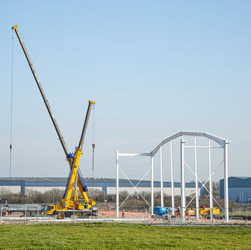 
        Expert Crane Hire in Cardiff for Your Next Project
        